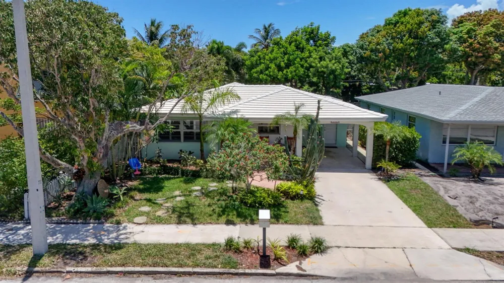 213 Fordham Drive Lake Worth, FL 33460