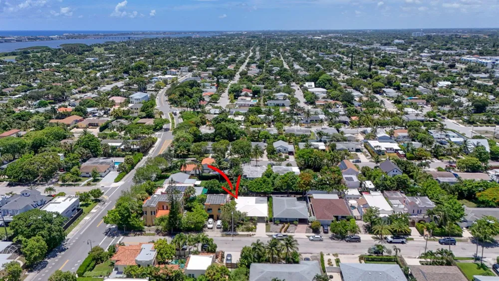 213 Fordham Drive Lake Worth, FL 33460