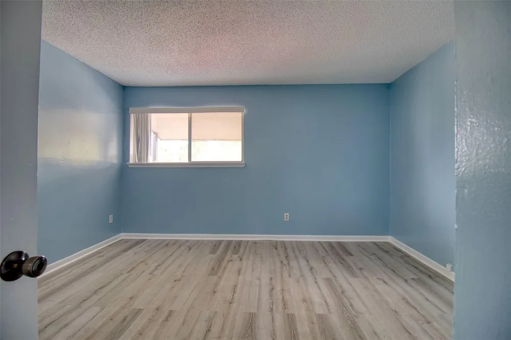 6334 NEWTOWN CIRCLE #34B4 Tampa, FL 33615