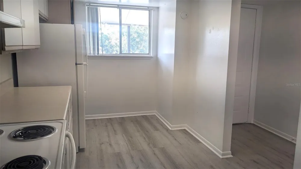6334 NEWTOWN CIRCLE #34B4 Tampa, FL 33615