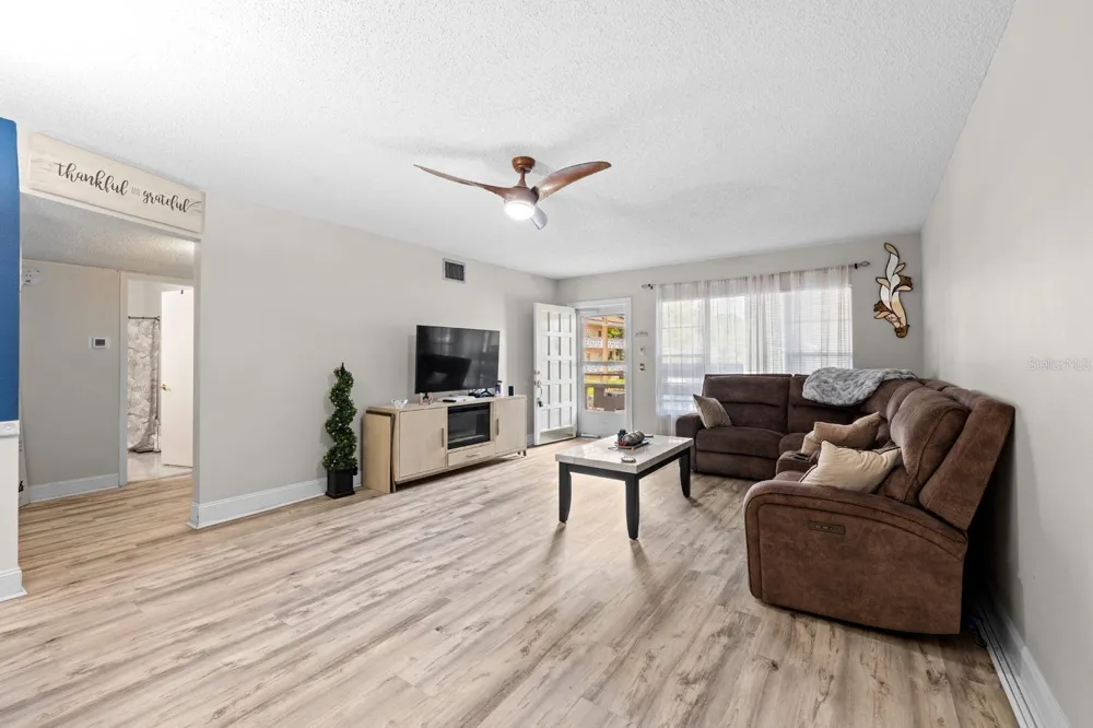 2416 WORLD PARKWAY BOULEVARD #26 Clearwater, FL 33763