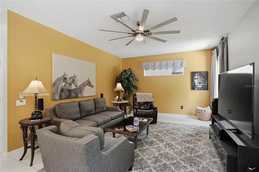 223 BLUE CREEK DRIVE Winter Springs, FL 32708