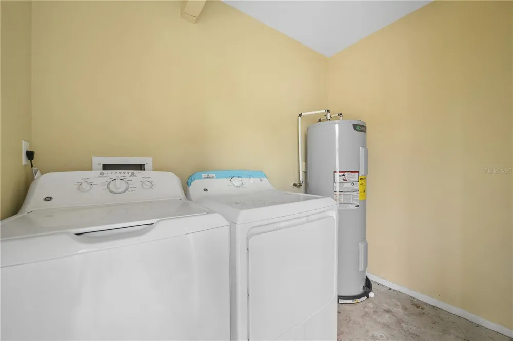 107 DORCHESTER SQUARE Lake Mary, FL 32746