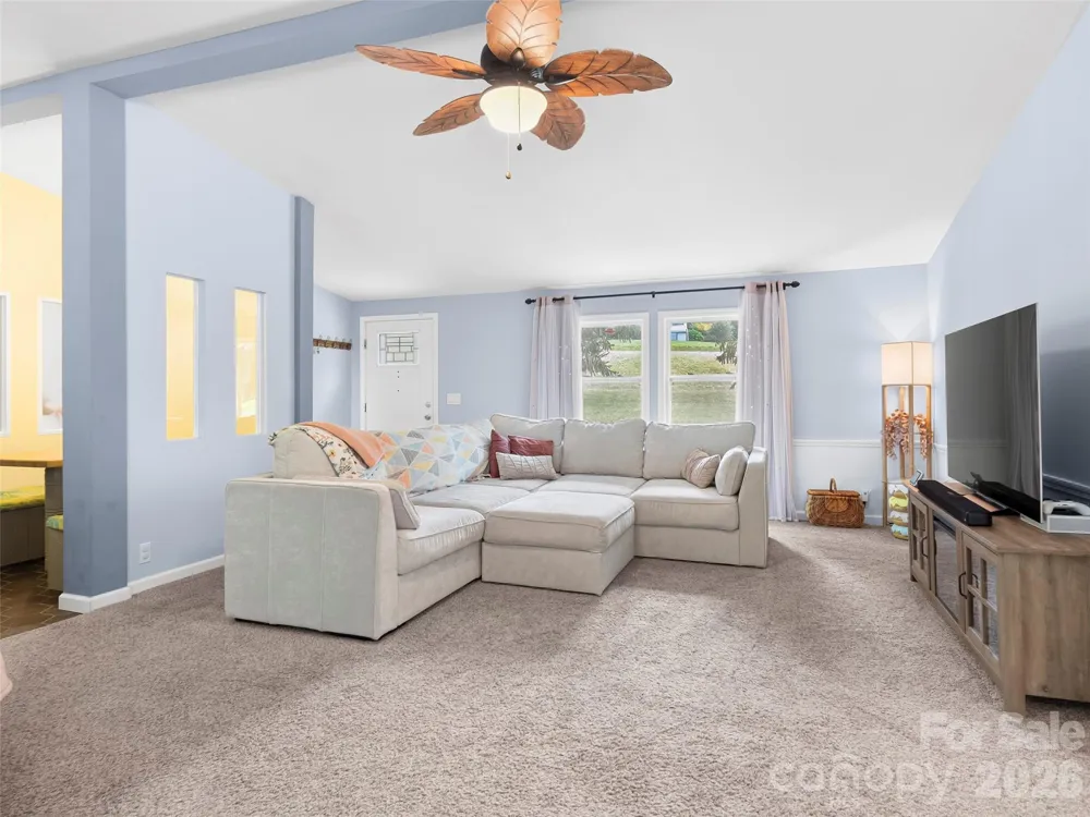 32 Reeves Road Leicester, NC 28748