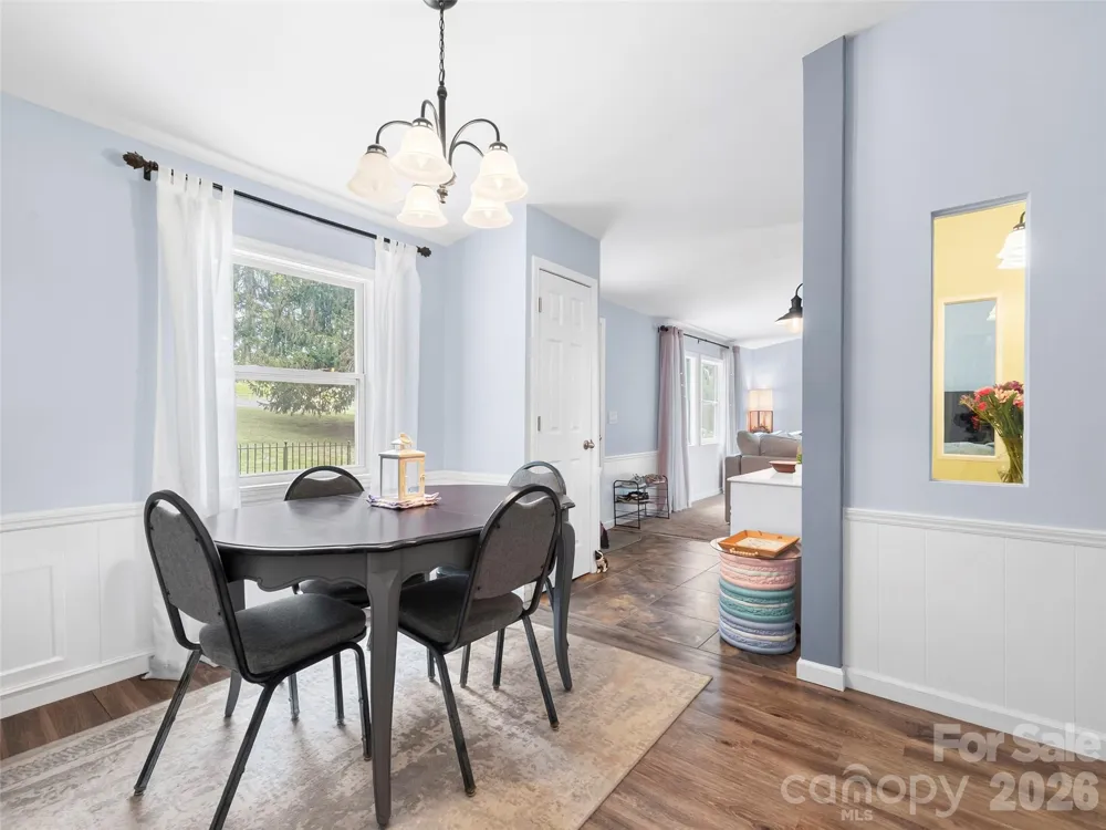 32 Reeves Road Leicester, NC 28748