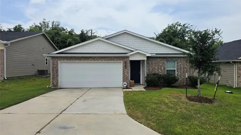 14210 Green Wing Circle