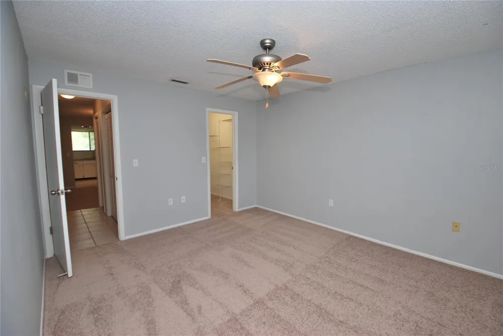 212 CARYL WAY #212 Oldsmar, FL 34677