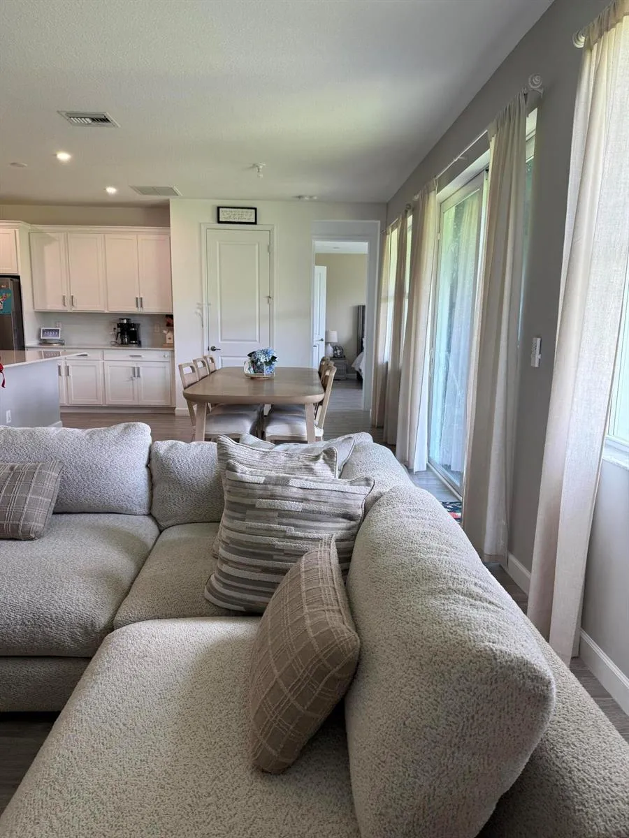 1462 Heron Nook Road Loxahatchee, FL 33470