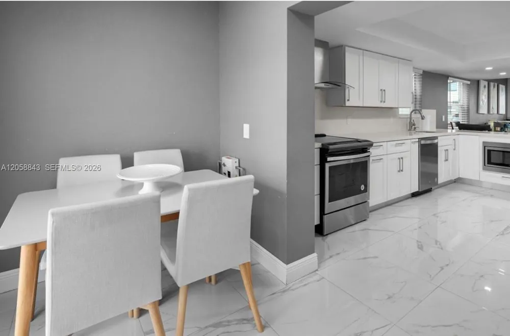 1158 W 41st St #87 Hialeah, FL 33012