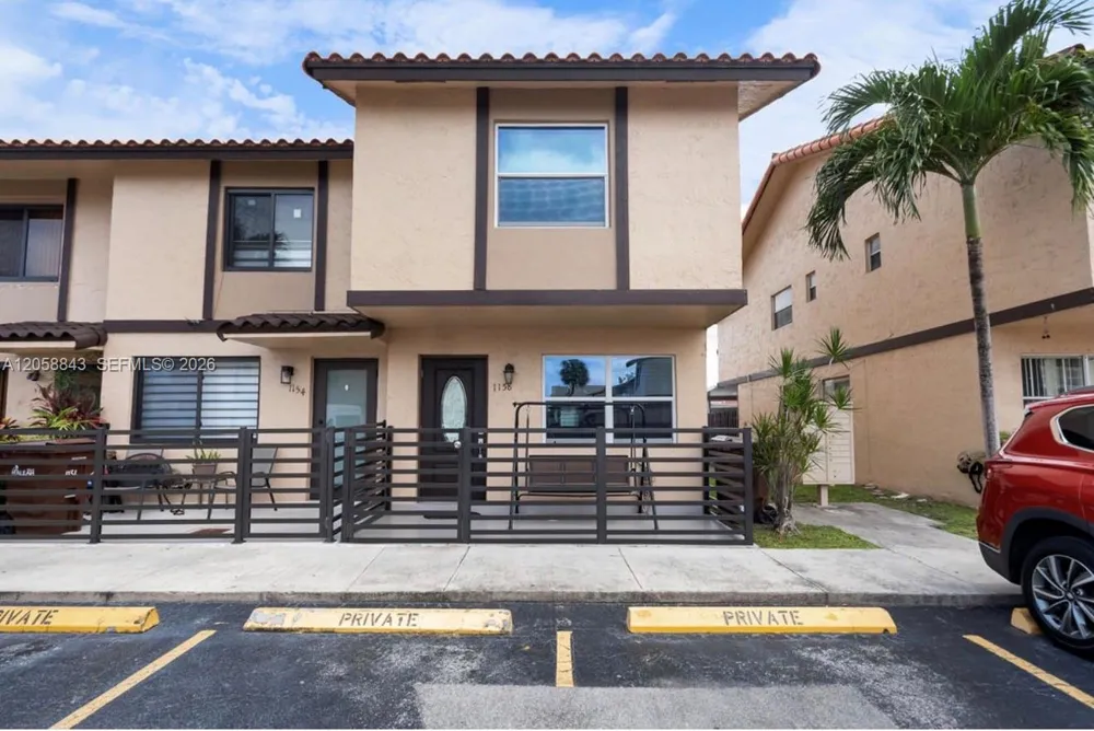 1158 W 41st St #87 Hialeah, FL 33012