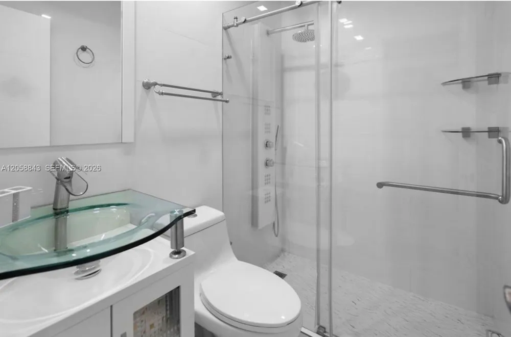 1158 W 41st St #87 Hialeah, FL 33012