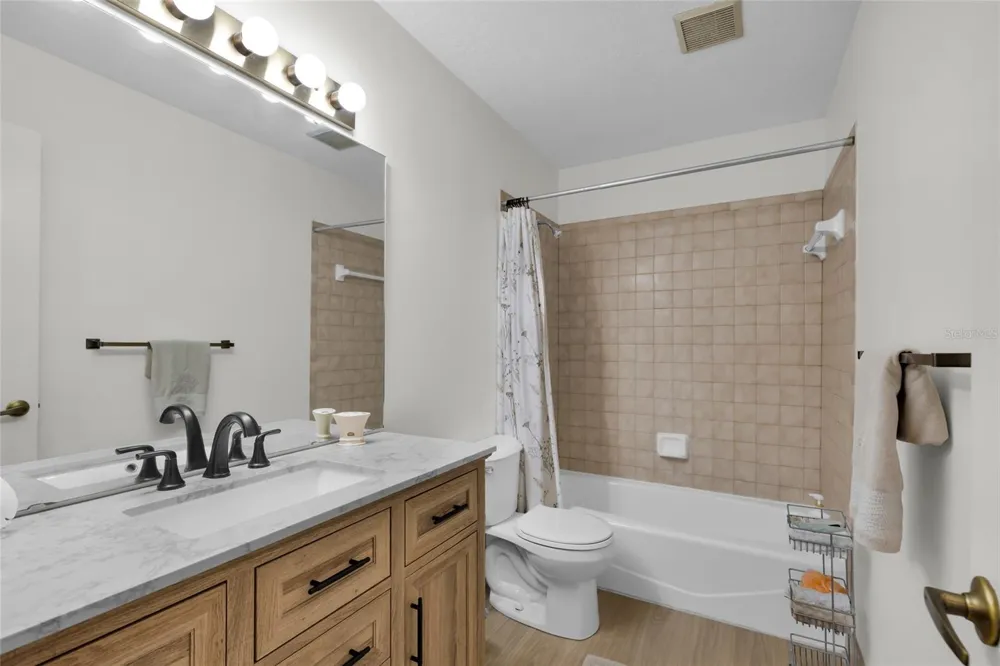 2045 SE 32ND STREET ocala, FL 34471