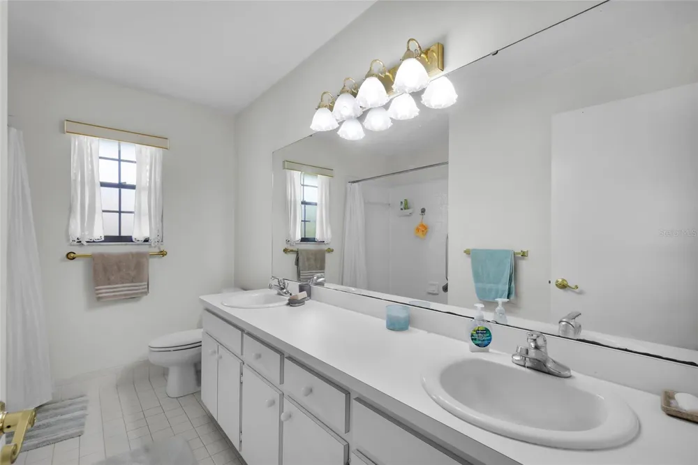 2045 SE 32ND STREET ocala, FL 34471