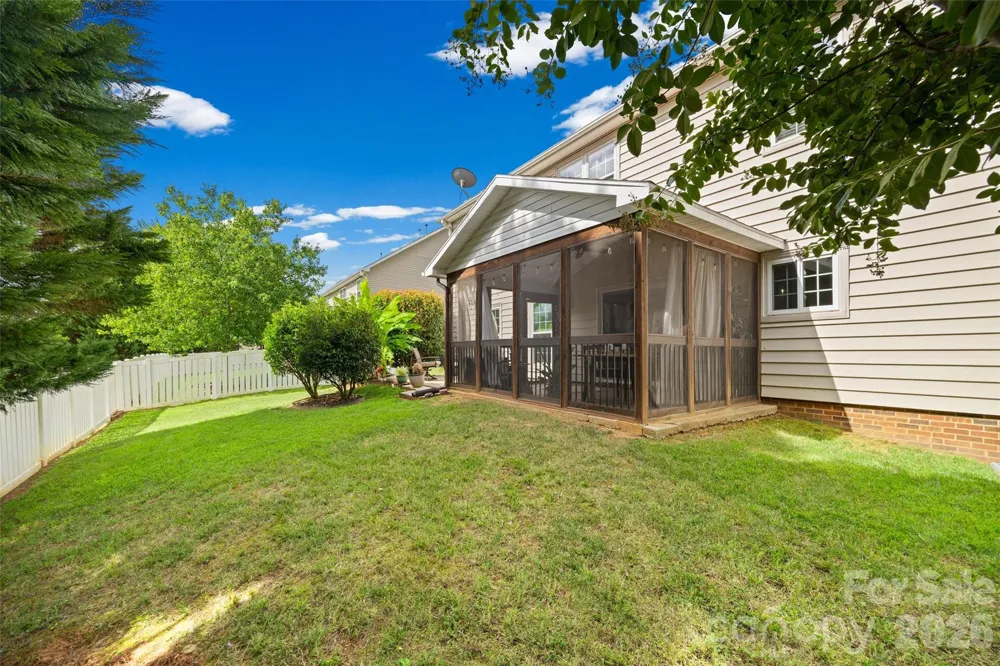 3339 Kingshire Way Clover, SC 29710
