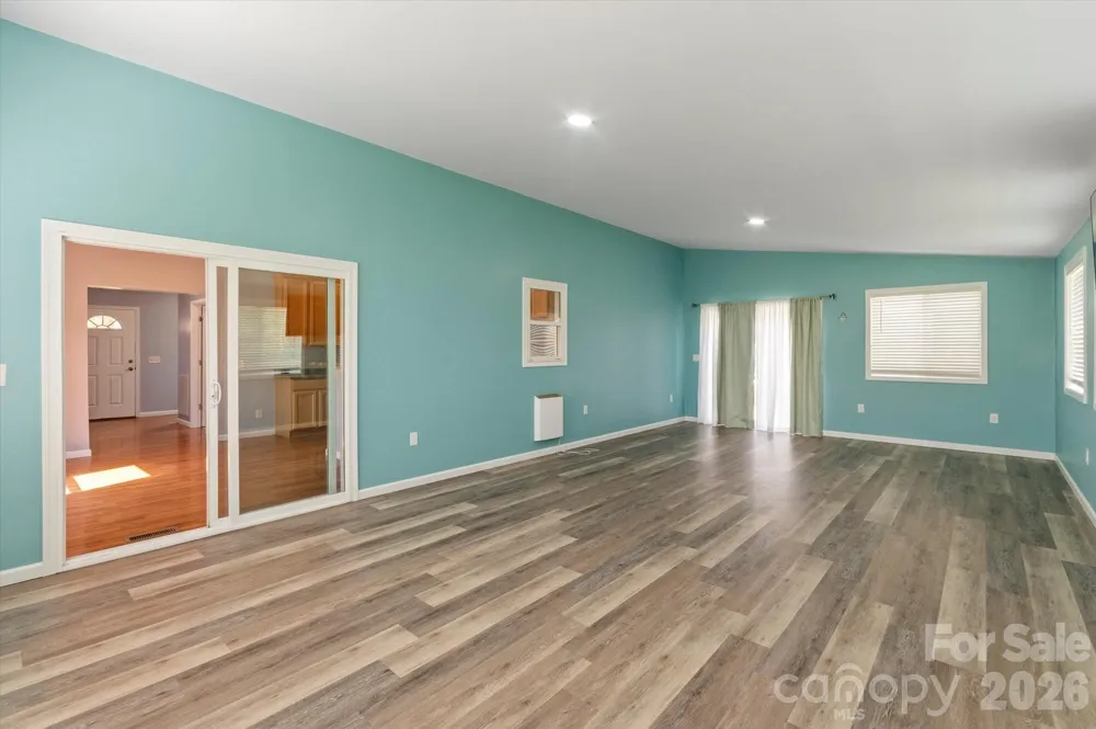 84 Poplar Street Brevard, NC 28712