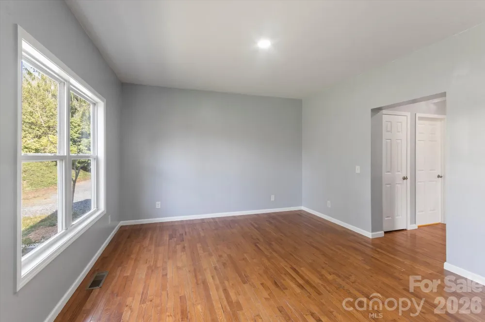84 Poplar Street Brevard, NC 28712