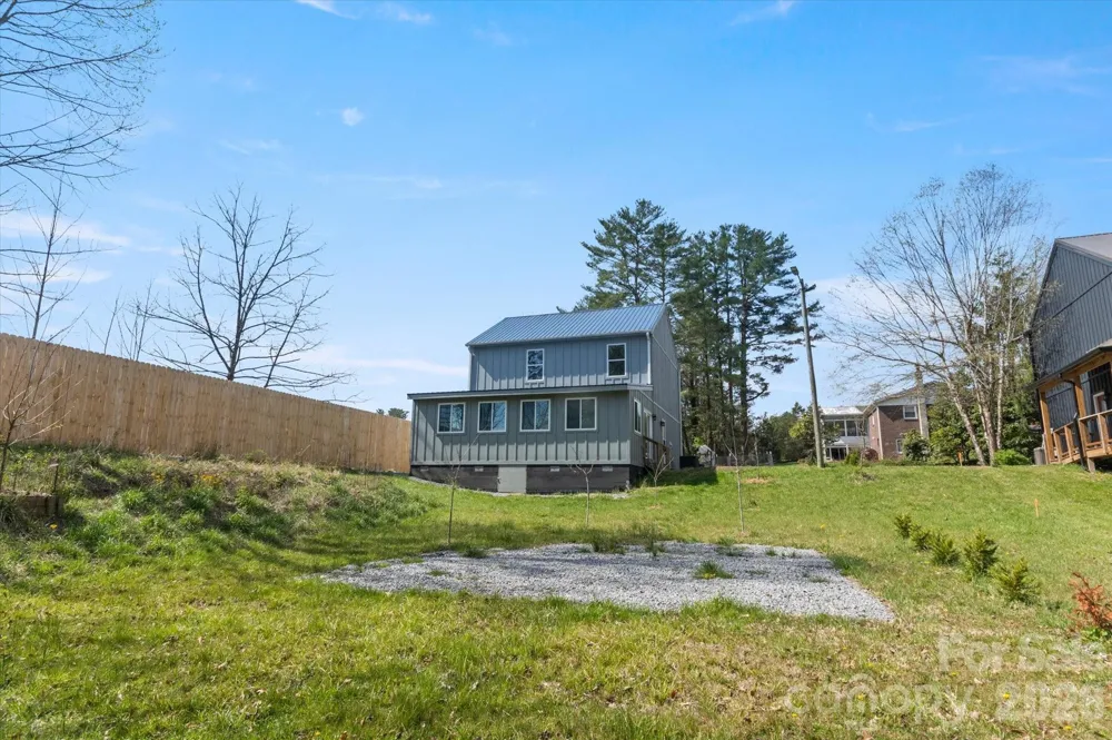 84 Poplar Street Brevard, NC 28712