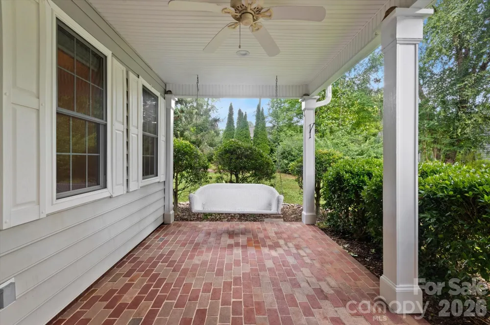 36 Sheffield Place Brevard, NC 28712