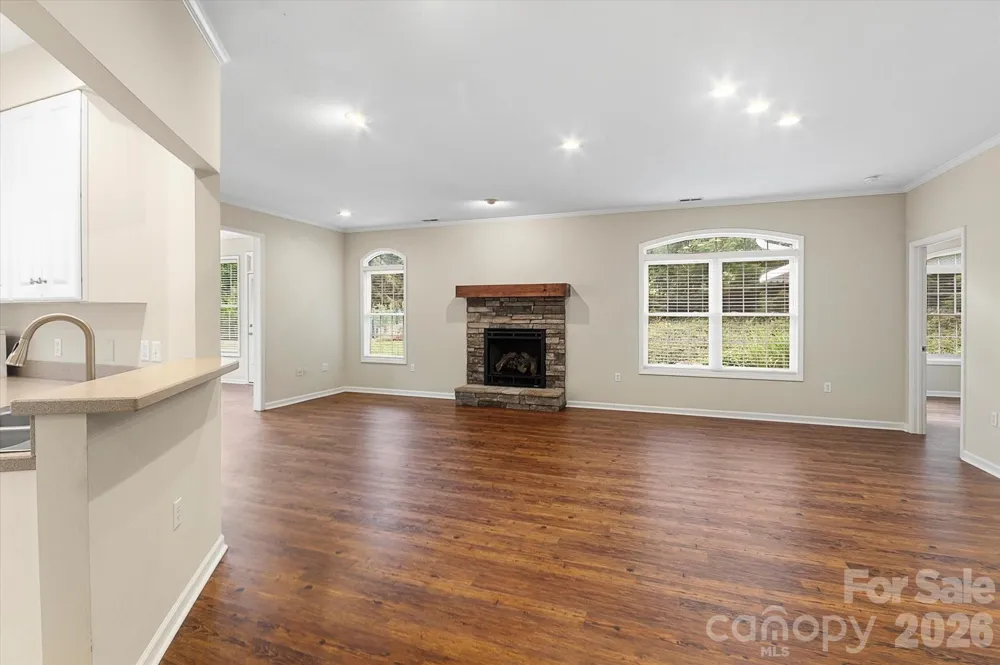 36 Sheffield Place Brevard, NC 28712