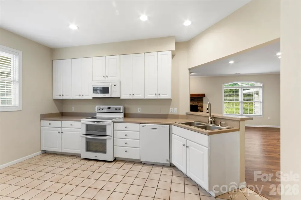 36 Sheffield Place Brevard, NC 28712