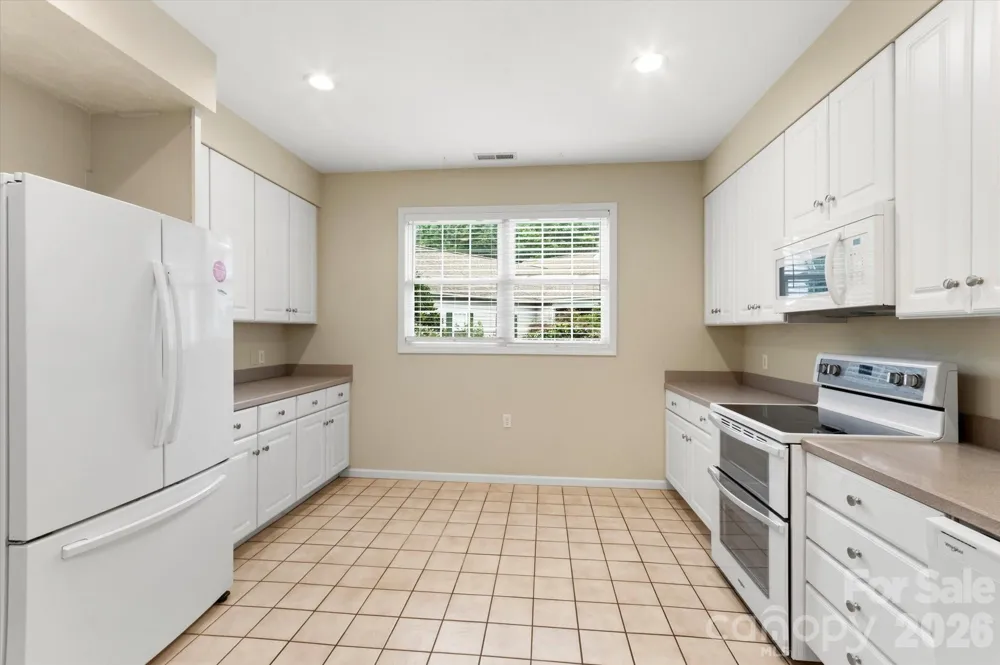 36 Sheffield Place Brevard, NC 28712