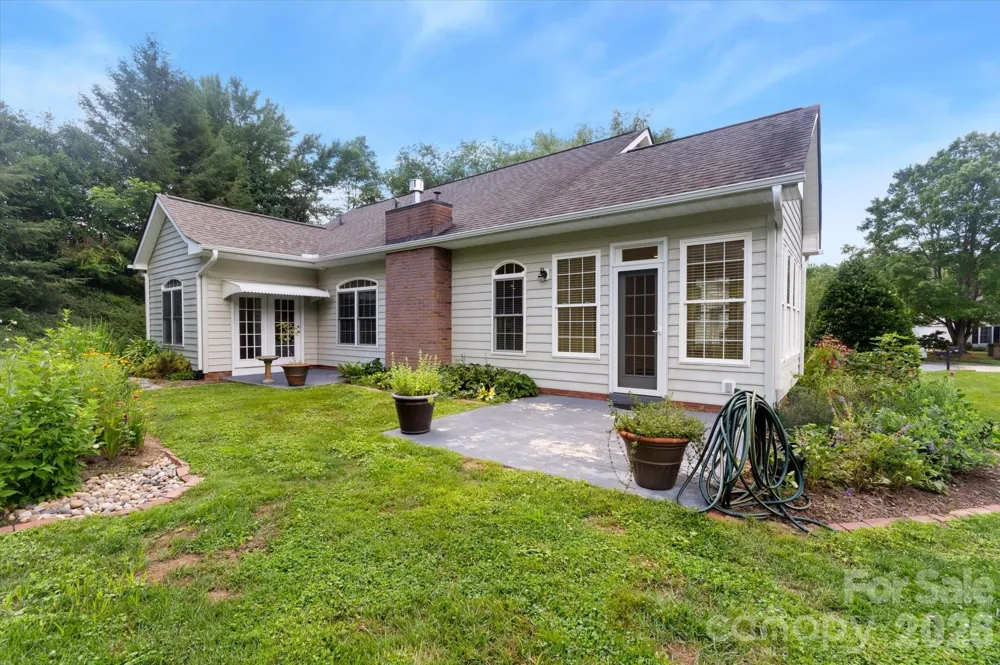 36 Sheffield Place Brevard, NC 28712