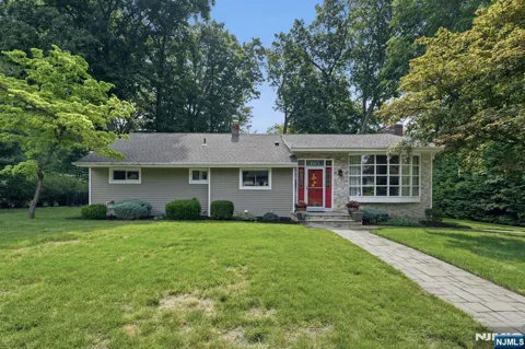 105 Winthrop Road