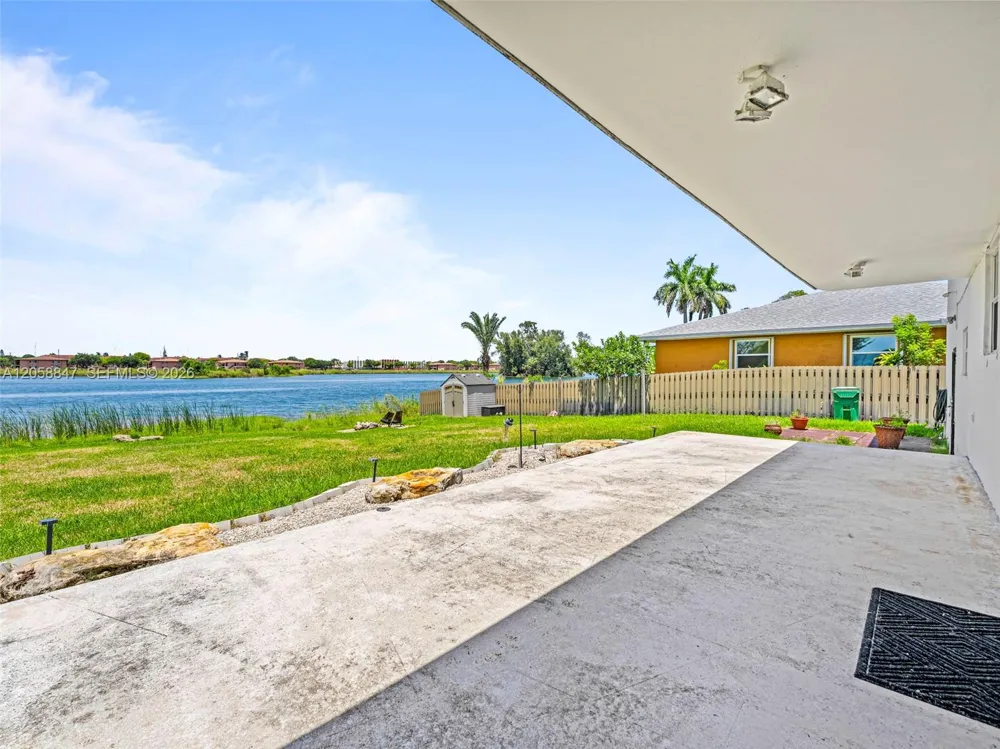 2045 NW 115th St Miami, FL 33167
