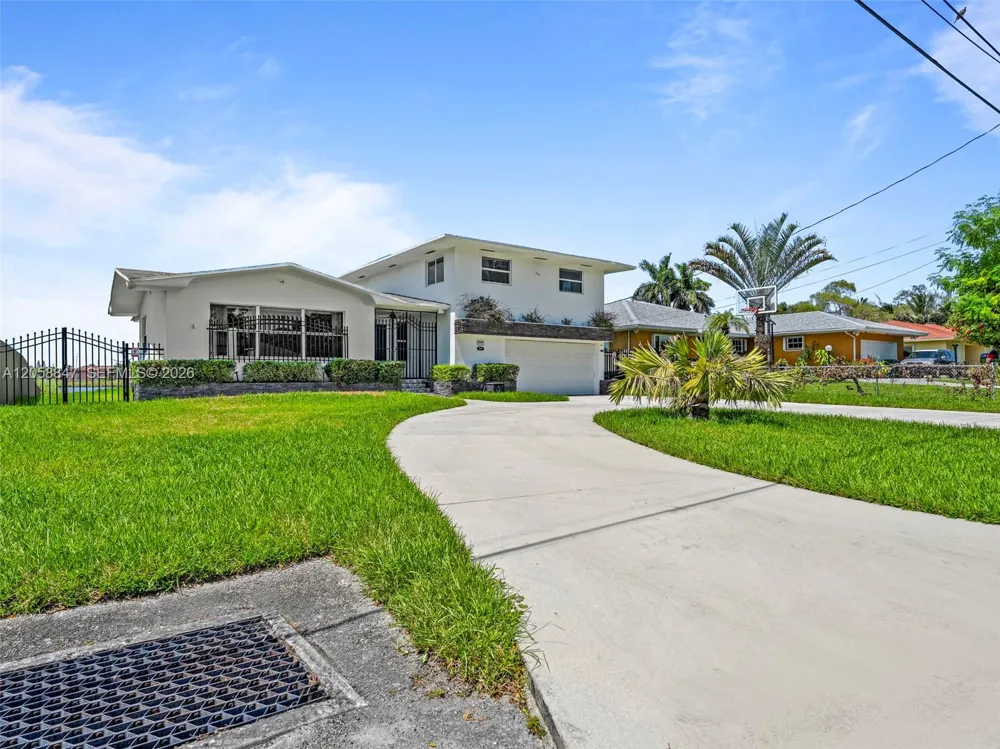 2045 NW 115th St Miami, FL 33167