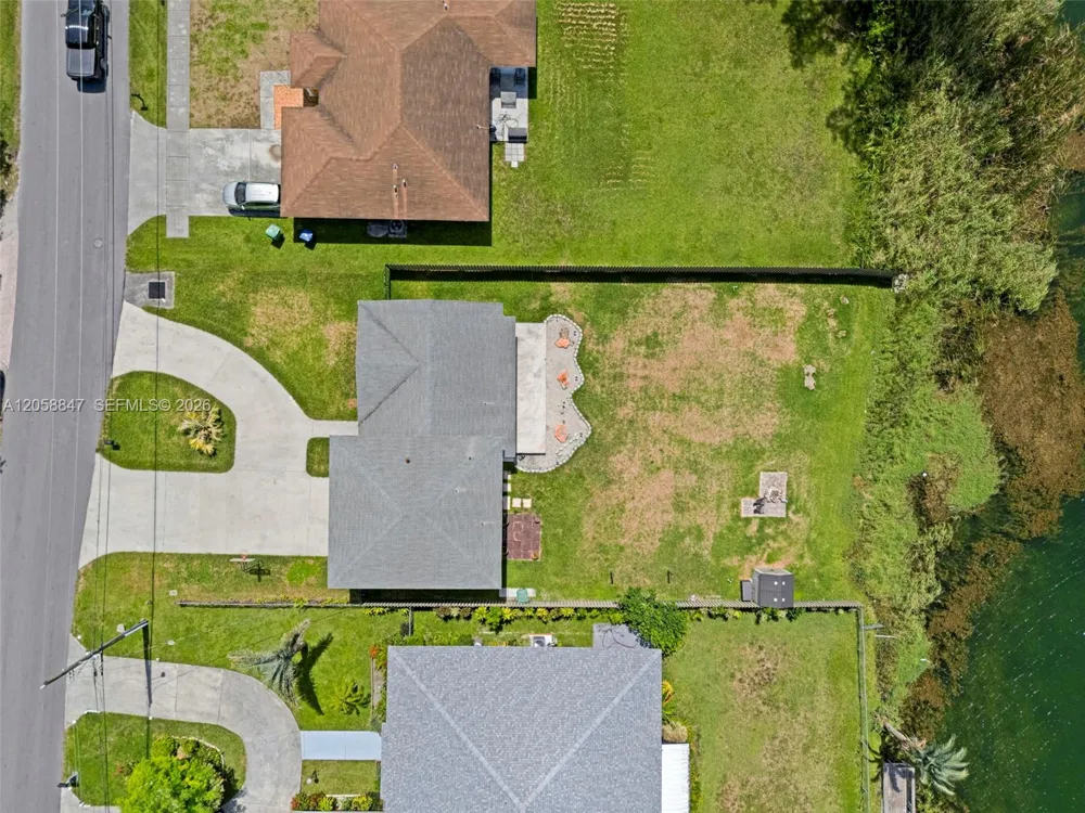 2045 NW 115th St Miami, FL 33167