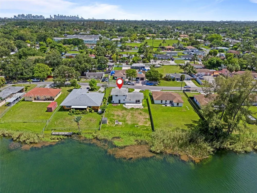 2045 NW 115th St Miami, FL 33167