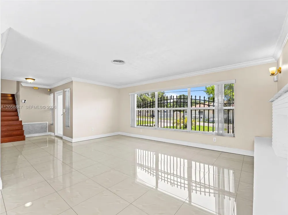2045 NW 115th St Miami, FL 33167