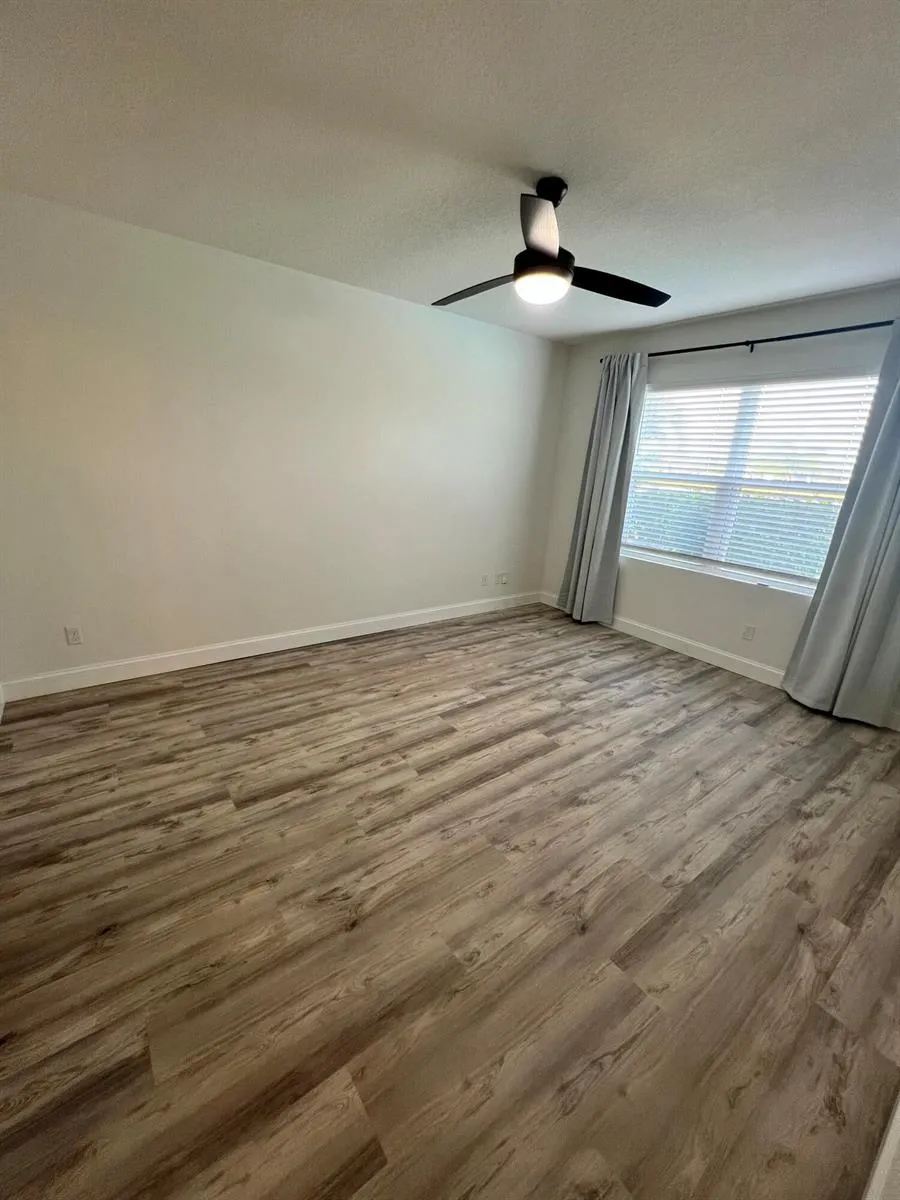 3280 ROXBURY PLACE SW Vero Beach, FL 32968