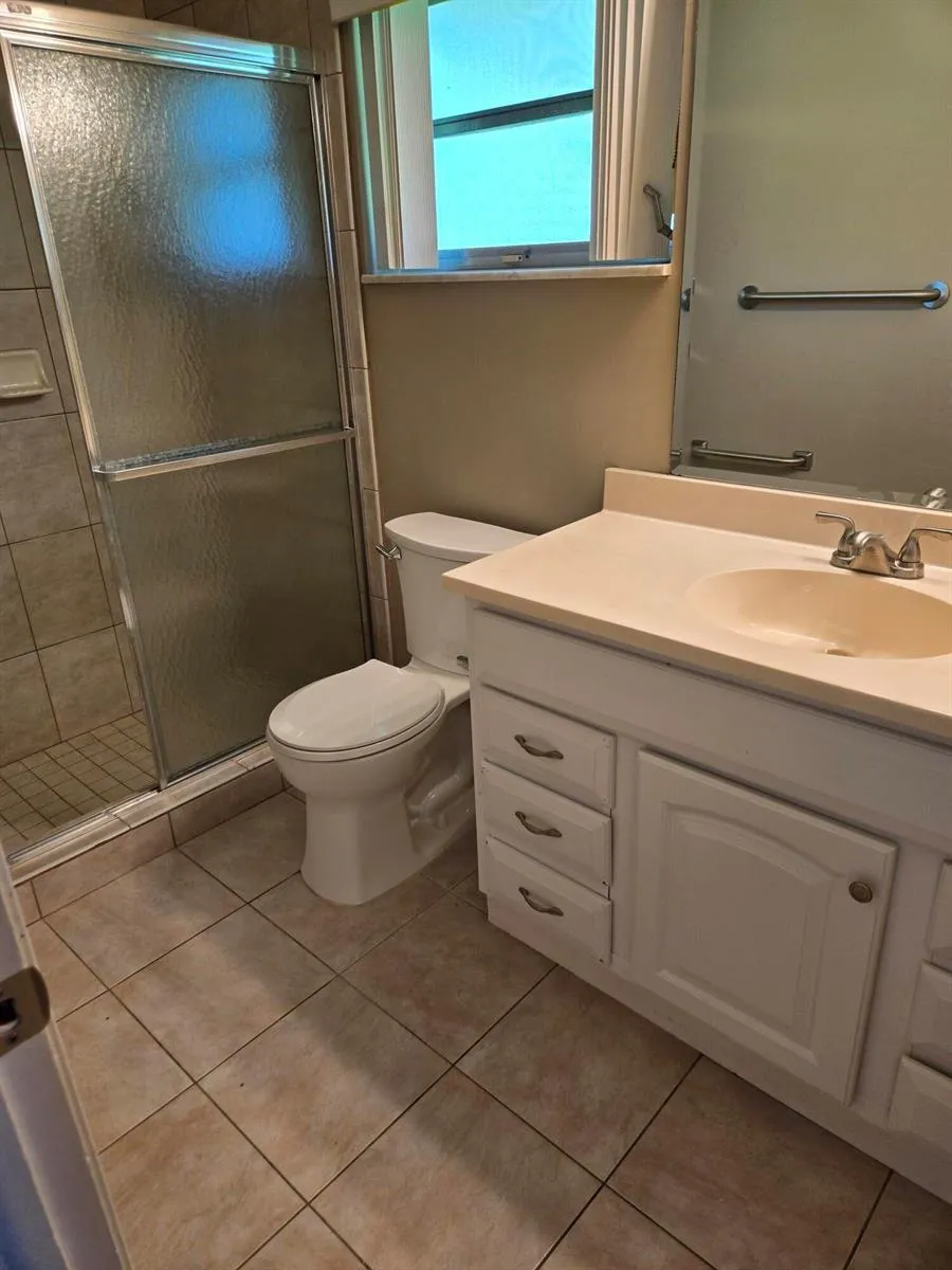 1076 NW 85th Terrace #A72 Plantation, FL 33322
