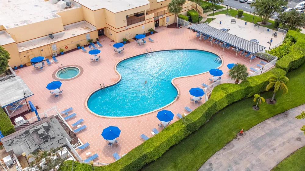 1076 NW 85th Terrace #A72 Plantation, FL 33322