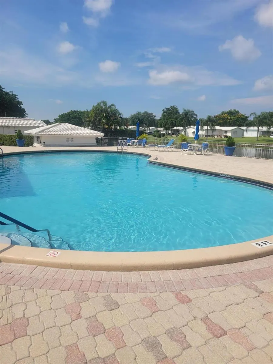 1076 NW 85th Terrace #A72 Plantation, FL 33322