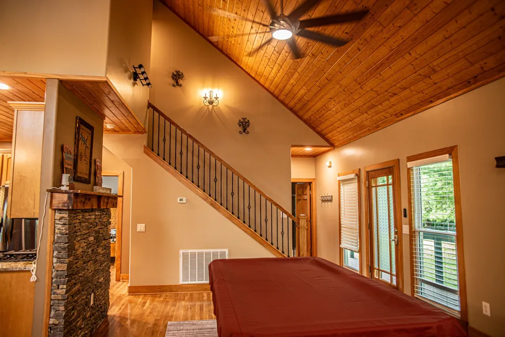 105 Bay Dr Lancaster, TN 38569