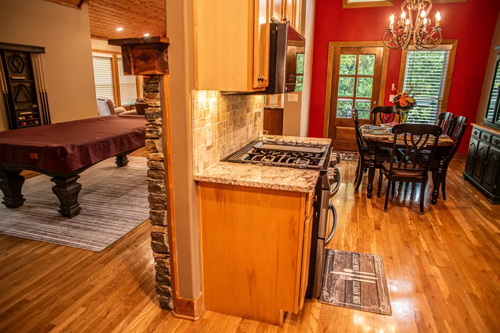 105 Bay Dr Lancaster, TN 38569