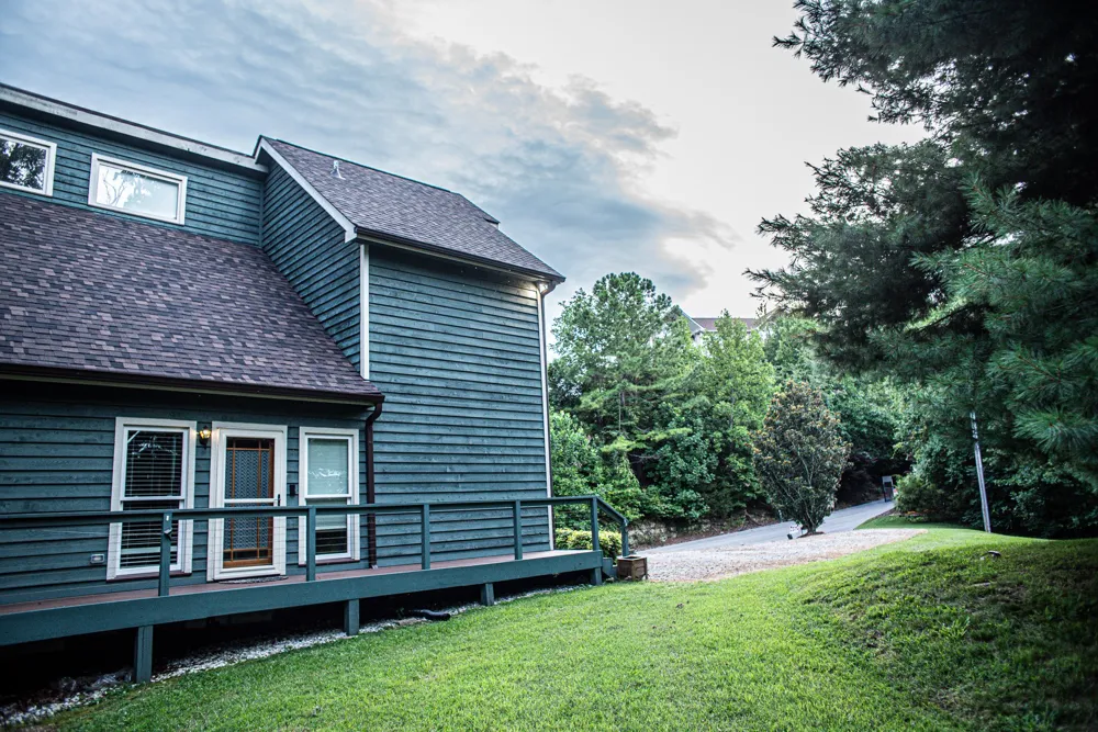 105 Bay Dr Lancaster, TN 38569