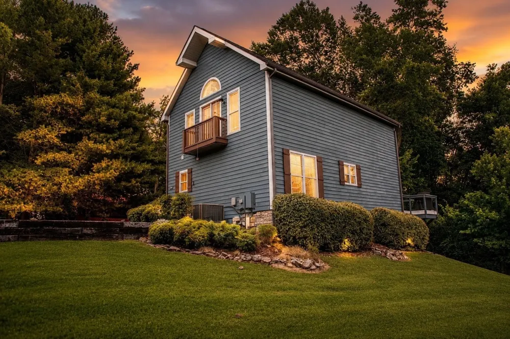 105 Bay Dr Lancaster, TN 38569