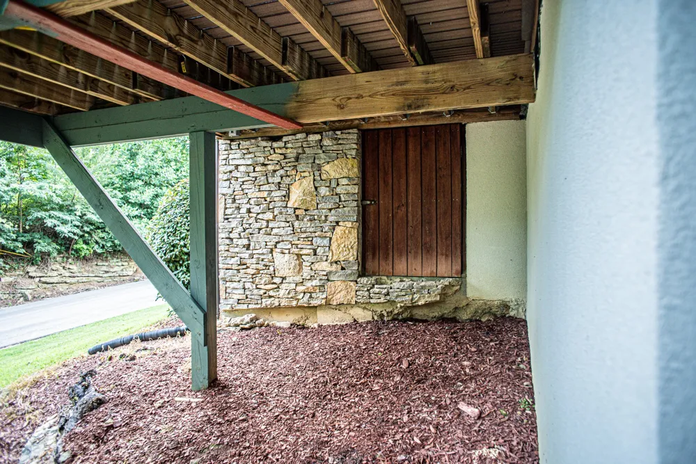 105 Bay Dr Lancaster, TN 38569