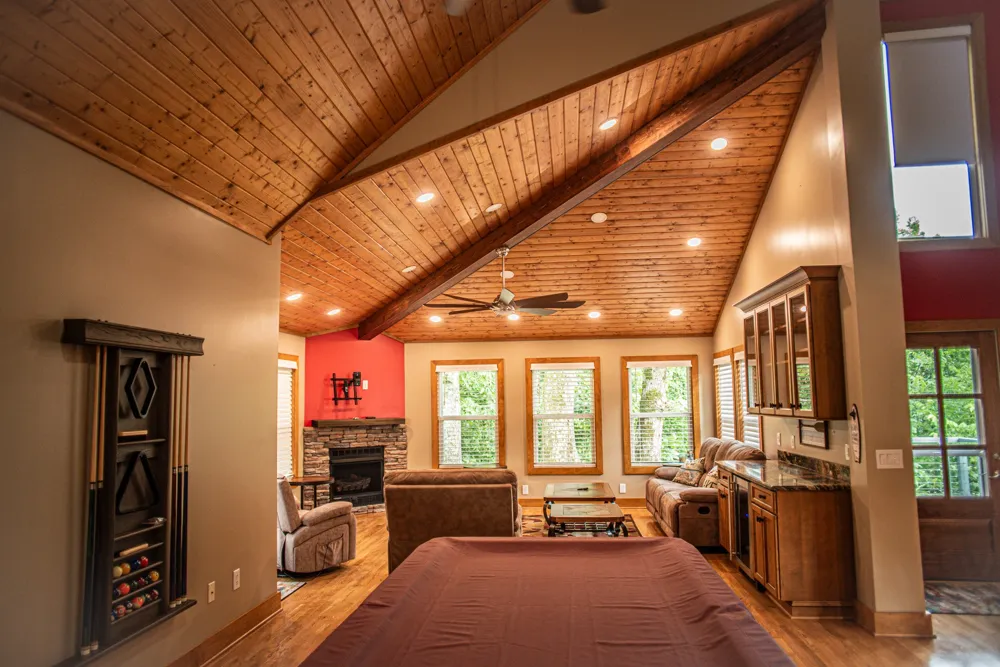 105 Bay Dr Lancaster, TN 38569