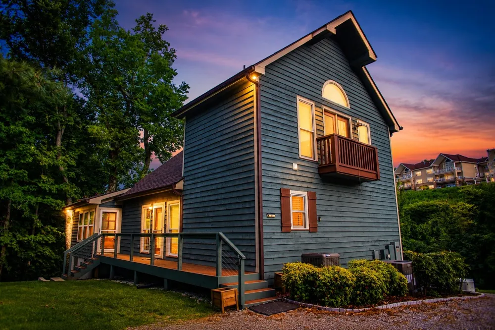 105 Bay Dr Lancaster, TN 38569