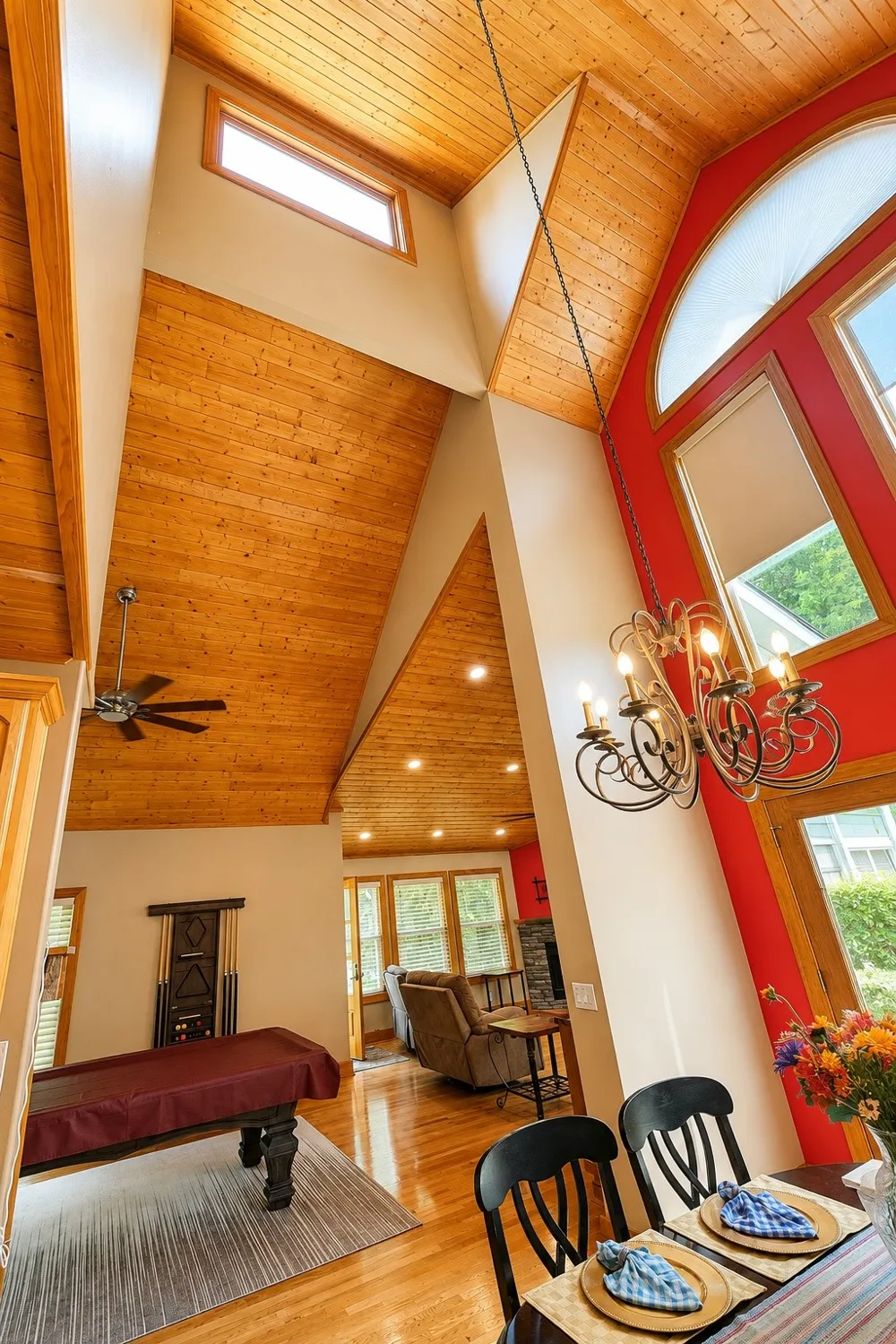 105 Bay Dr Lancaster, TN 38569