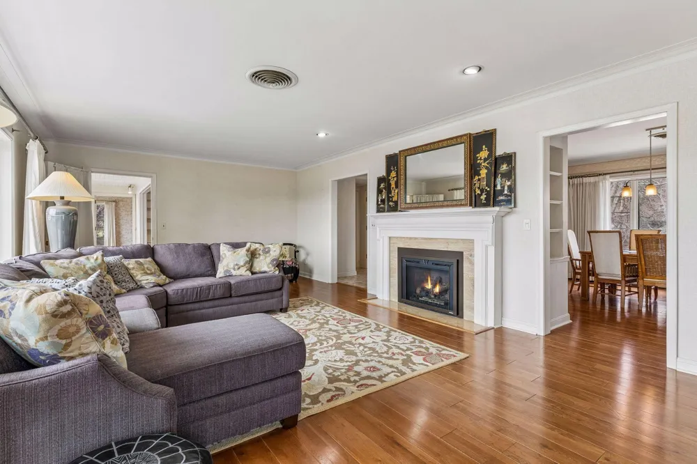 2685 Shadywood Road Excelsior, MN 55331