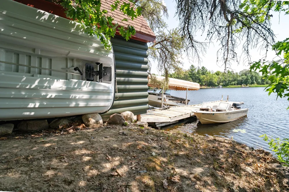 1922 Vellieux Island International Falls, MN 56649
