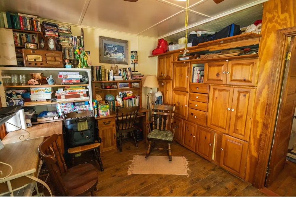 1922 Vellieux Island International Falls, MN 56649