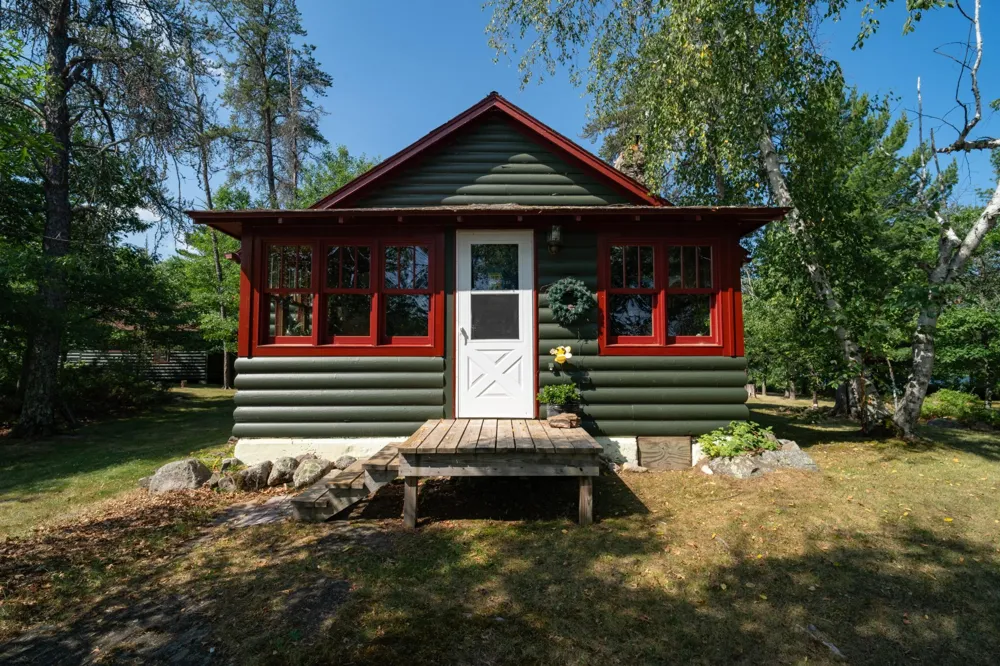1922 Vellieux Island International Falls, MN 56649