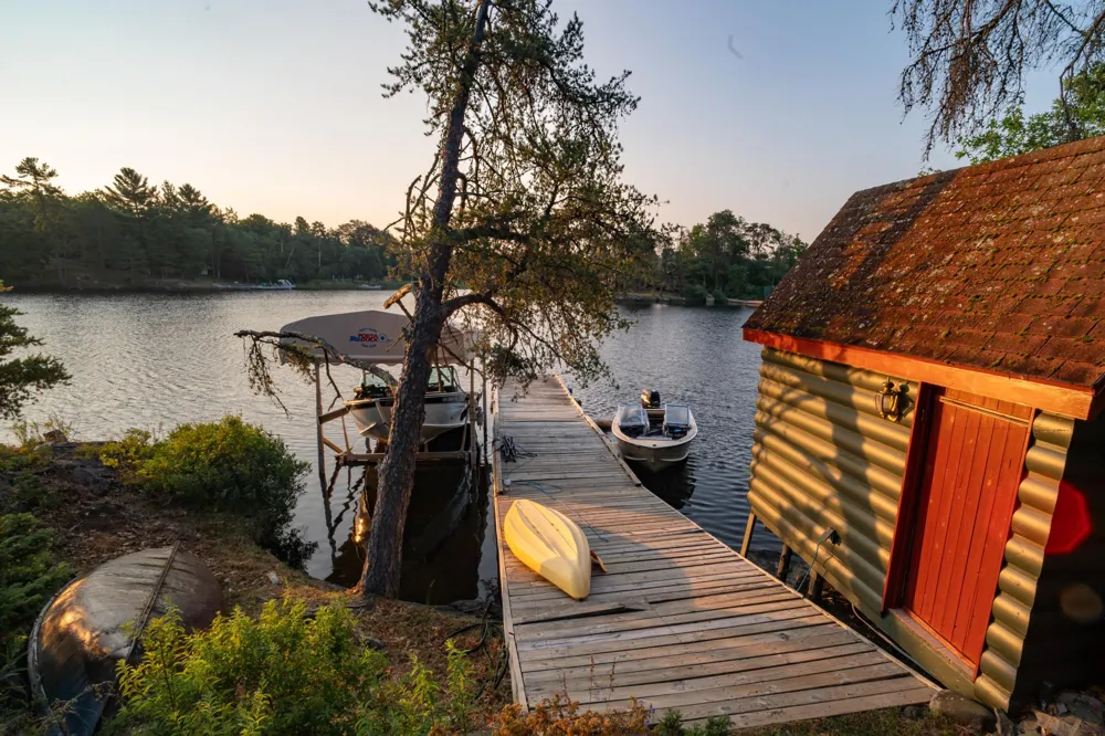 1922 Vellieux Island International Falls, MN 56649