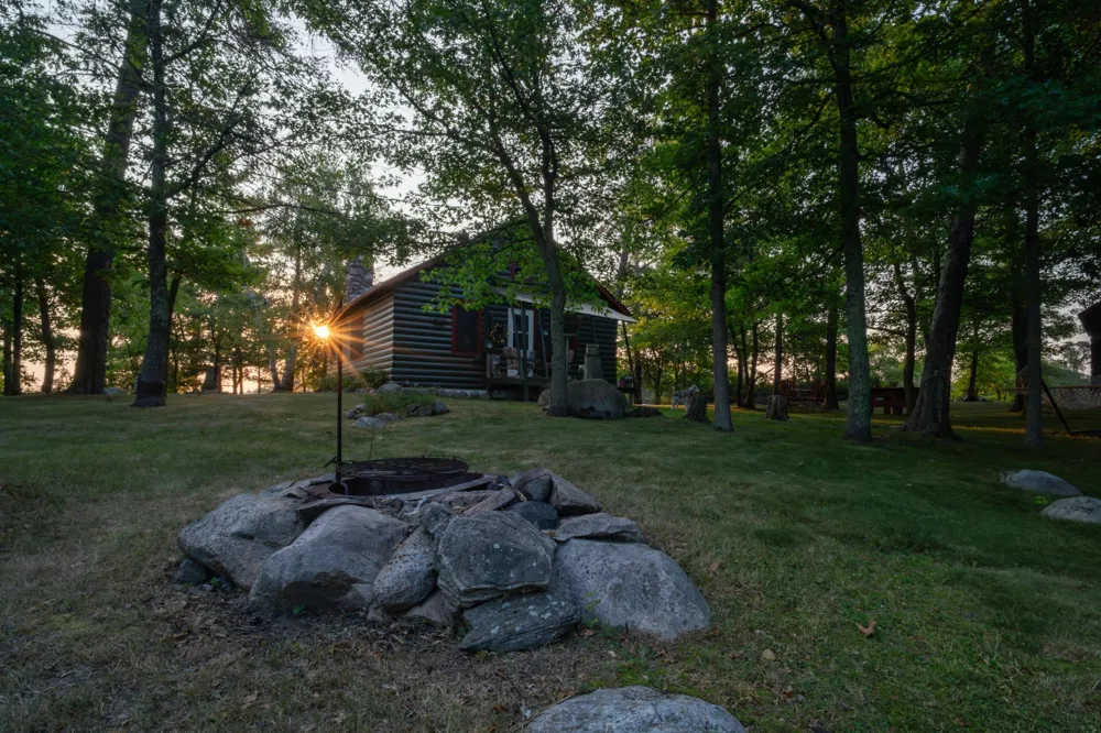 1922 Vellieux Island International Falls, MN 56649